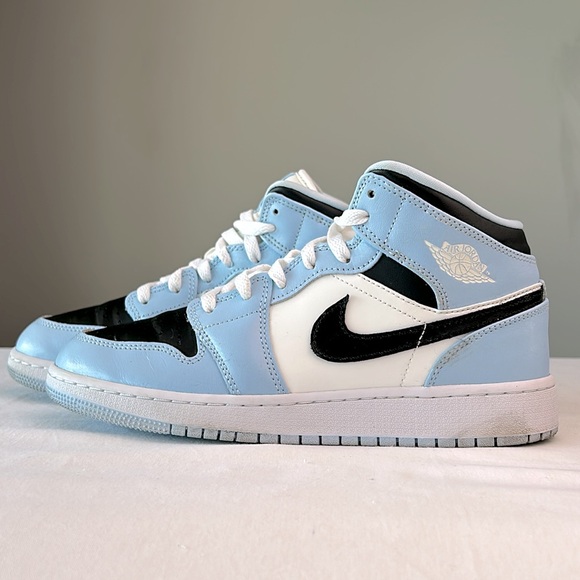 Nike Air Jordan Mid UNC Ice Blue GS Women's Size 7-8 NEW 6,5Y